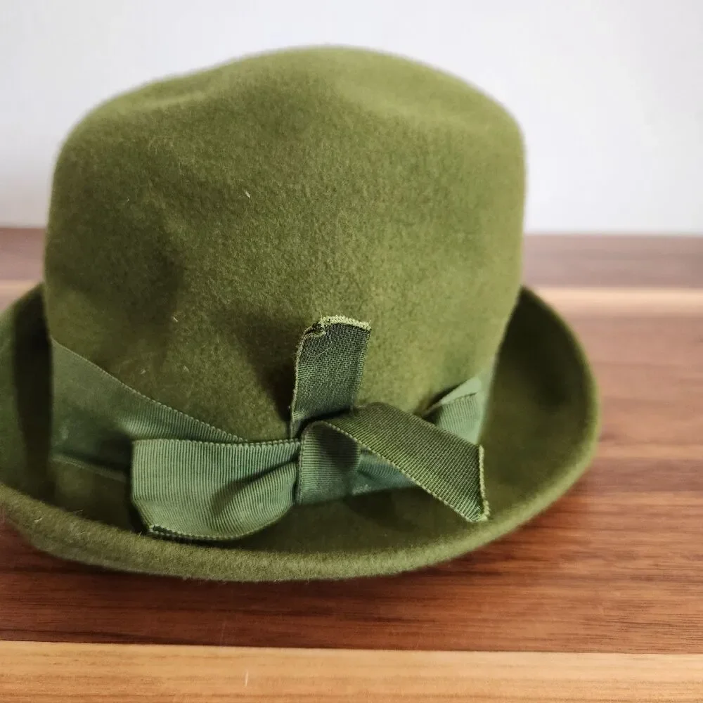 Glenover Henry Pollak 100% Wool Vintage Green Felt Hat Ribbon Womens Cloche